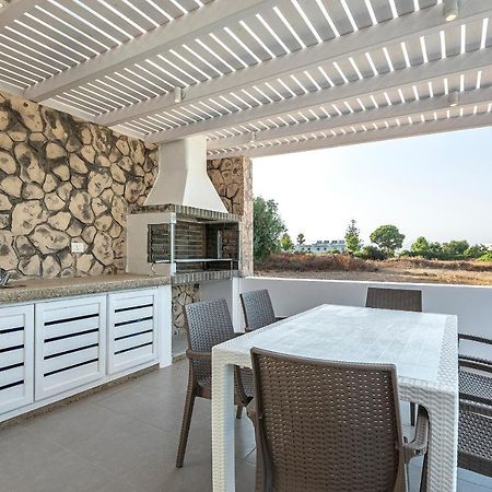 Tamaris Villa มัสติคารี ภายนอก รูปภาพ
