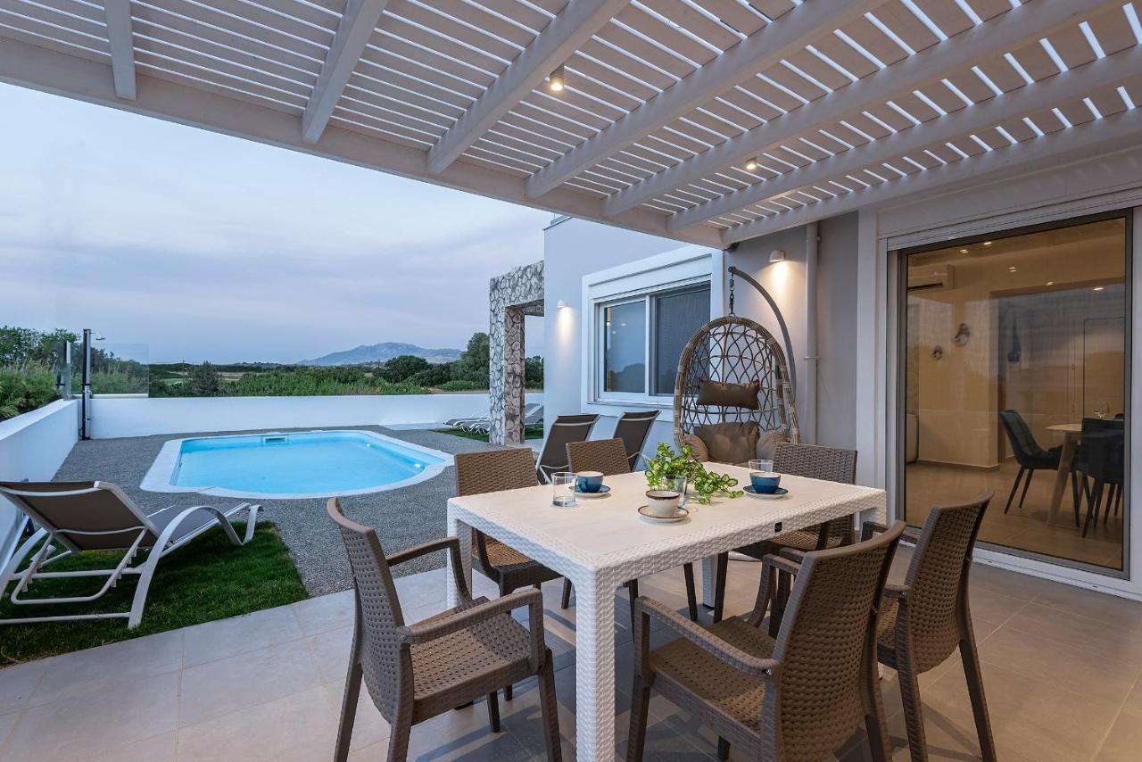 Tamaris Villa มัสติคารี ภายนอก รูปภาพ
