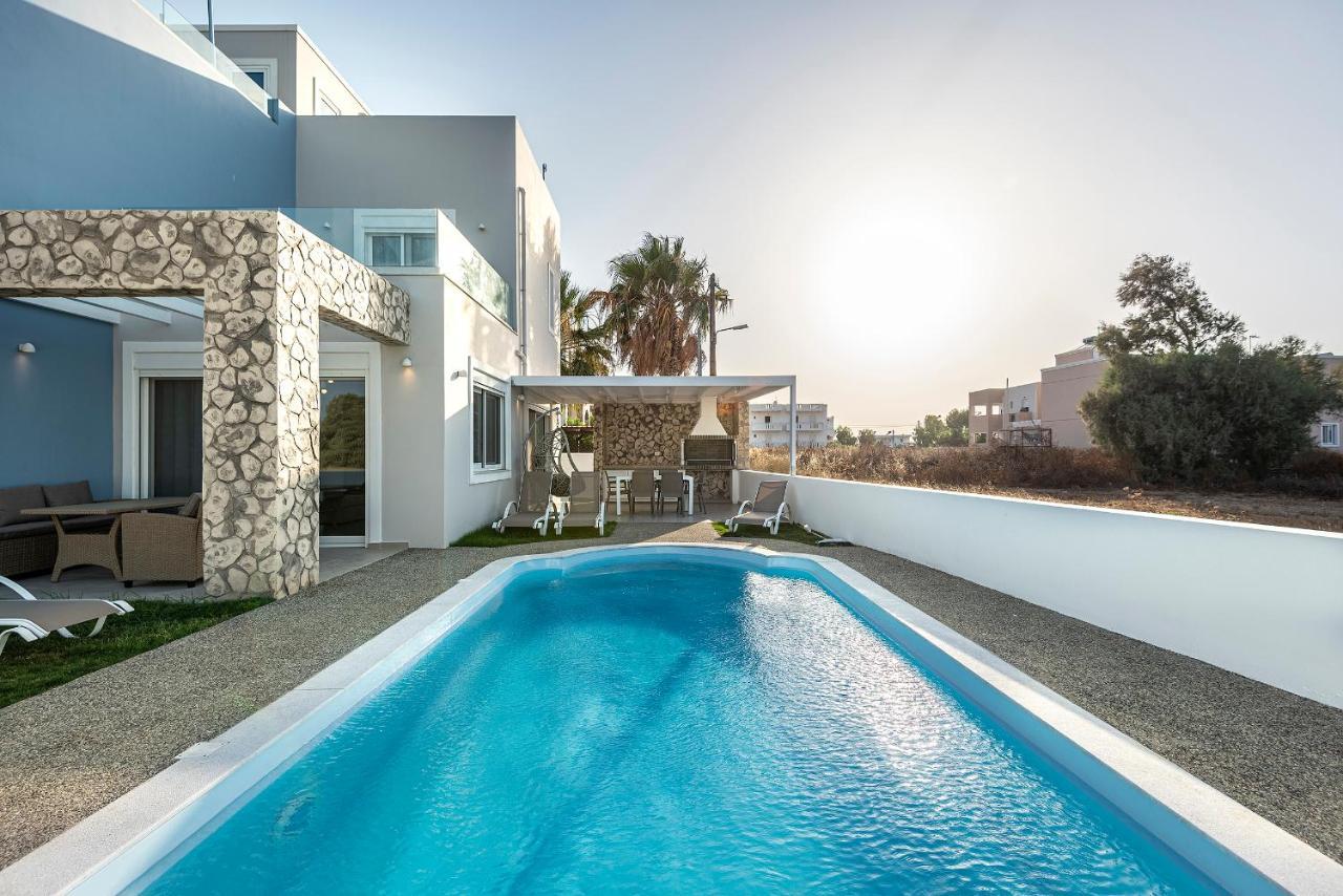 Tamaris Villa มัสติคารี ภายนอก รูปภาพ